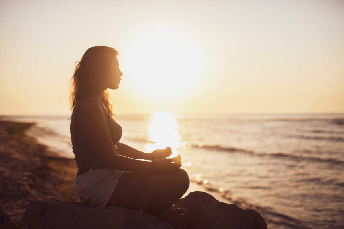 Cómo integrar el inglés en tu rutina de meditación